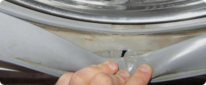 Износ уплотнительной манжеты люка